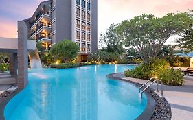 Manhattan Pattaya Hotel - Sha Extra Plus