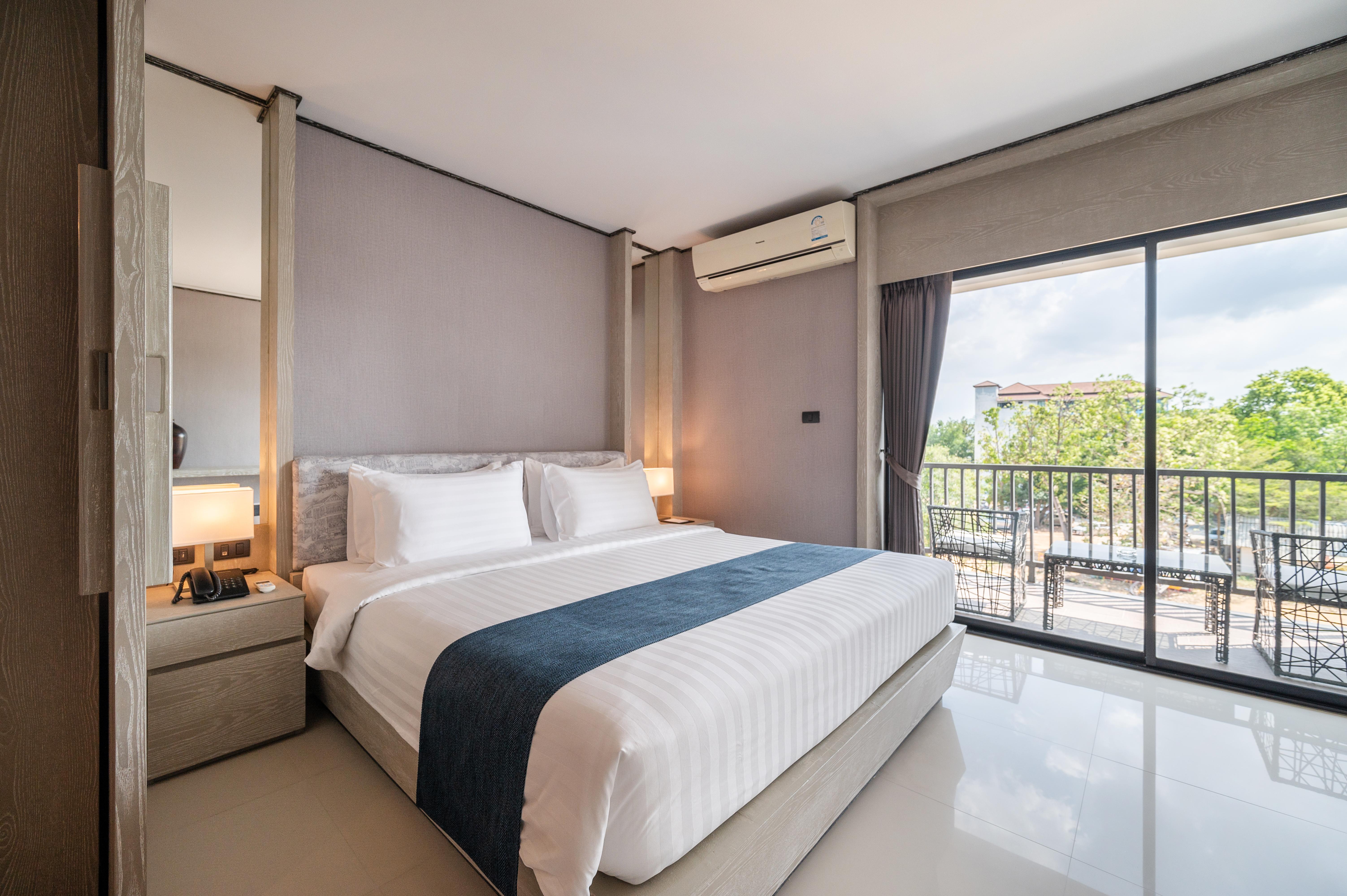 Manhattan Pattaya Hotel - Sha Extra Plus Dış mekan fotoğraf